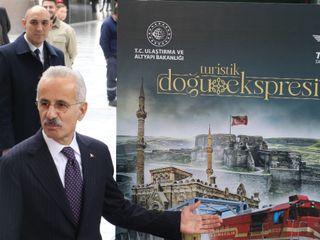 Abdulkadir Uraloğlu: Doğu Ekspresi ile seyahat tutkunlarına Anadolu'nun büyüsünü yaşatacağız