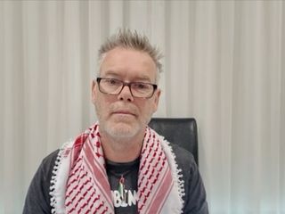 Avustralyalı aktivist Martin, Müslüman olma hikayesini anlattı