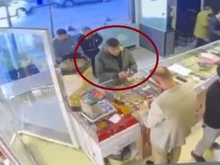 Siirt’te cinayeti itiraf eden komşunun çaldığı bilezikleri kuyumcuda sattığı anlar kamerada