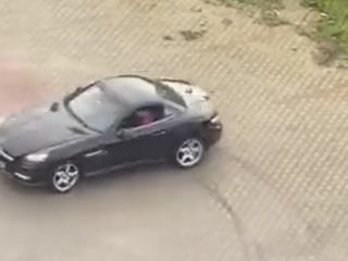 Maltepe’de vale, müşterinin otomobiliyle drift yaptı