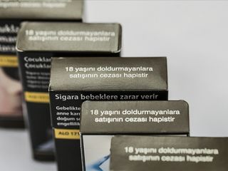 Mavi etiketler sigara paketlerinde: İşte gerçek anlamı ve üretim sebebi