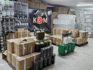 Uşak'ta 3 ton zeytinyağından 23 ton sahte zeytinyağı yaptılar