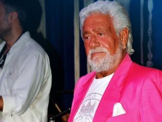 Ünlü şarkıcı Fedon içini döktü: Günah çıkarıyorum