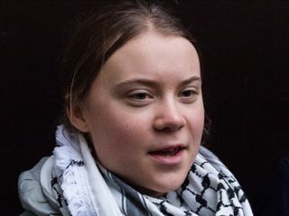 Aktivist Greta Thunberg, Londra'daki Filistin eyleminde gözaltına alındı