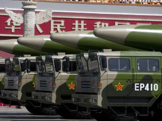 Çin’den Pentagon raporuna yalanlama: Nükleer silahlanma yarışında değiliz