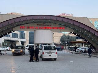Siirt'te uyuşturucu tahlillerinin para karşılığı değiştirildiği iddiası: 30 gözaltı
