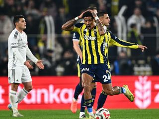 Fenerbahçe, bu sezon derbide ilk kez mağlup oldu