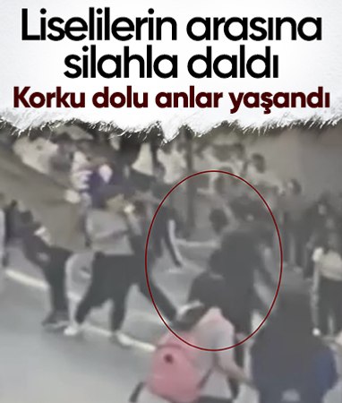 İstanbul Bağcılar'da bir kişi tartışan liselilerin arasına silahla daldı
