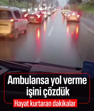 Bursa'da fermuar sistemi ile ambulansa yol verildi