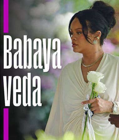 Rihanna babasının cenazesinde