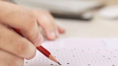 İlköğretim ve Ortaöğretim bursluluk sınavı ertelendi