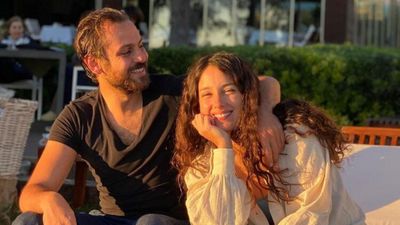 Erkan Kolçak Köstendil ile Cansu Tosun karavan aldı