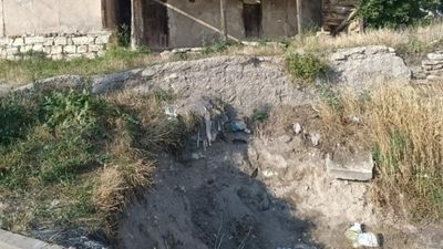 Çankırı'da yağmurun aşındırdığı toprağın altından iskelet çıktı