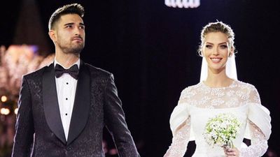 İbrahim Tatlıses'in gelinine bakın hele... Yasemin Şefkatli tekneden paylaştı, mayosuna yorum yağdı!