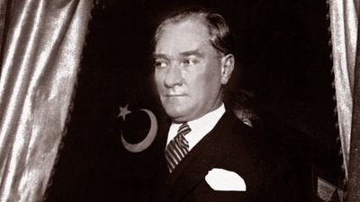 Atatürk'ün sevdiği şarkı ve türküler...