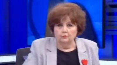 Ayşenur Arslan: Dünya nerelere gidiyor biz Togg ile övünüyoruz