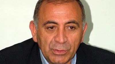 Gürsel Tekin kimdir