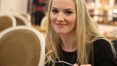 Şebnem Alman marşını söylemeyen Mesut'a kızdı