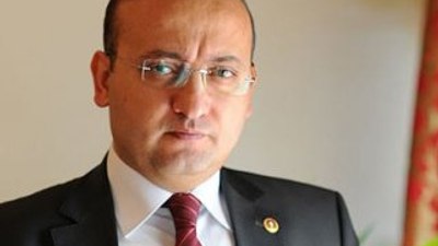 Yalçın Akdoğan kimdir