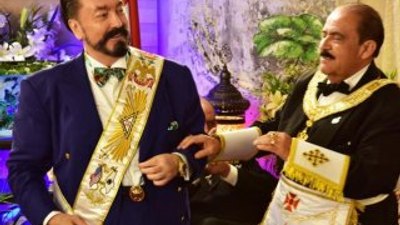 Adnan Oktar: Mason localarında Kur'an okunuyor