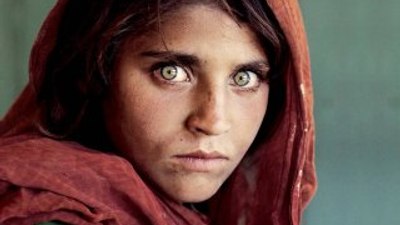 Sharbat Gula kimdir