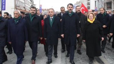 Bakan Kurum: En fazla yardım yapan ülkeyiz