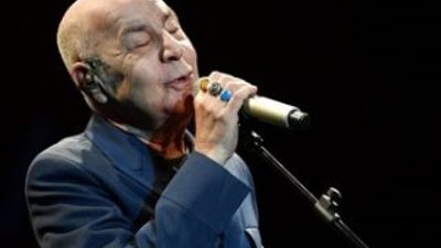 Mazhar Alanson: Şehitlerimiz papağan kadar konuşulmuyor