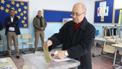 Ahmet Necdet Sezer vatandaşlık görevini yaptı