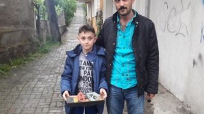 2 gün uğraştığı ödeve zarar verenleri polise bildirdi