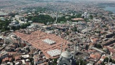 Tarihi Kapalıçarşı'nın çatısı havadan görüntülendi