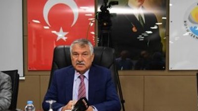 Adana Belediye Meclisi'ne Zeydan Karalar’ın tepkisi damga vurdu