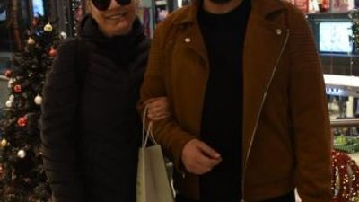 İzel 7 yıl sonra sevgili yaptı
