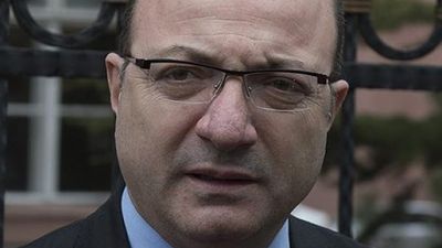 İlhan Cihaner, CHP Genel Başkanlığı'na aday oldu