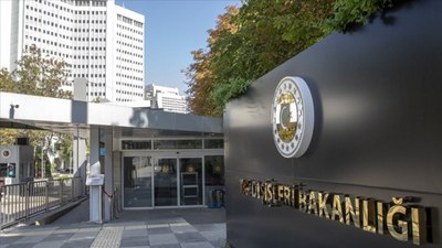 Türkiye okyanusun ortasında ilaçları tükenen vatandaşına ilaç ulaştırdı