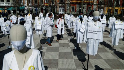 Madrid'de doktorlar süresiz greve başladı