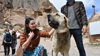 Rus turistlerin Kapadokya'daki yeni gözdesi Selime Katedrali