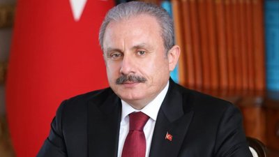 Mustafa Şentop kimdir