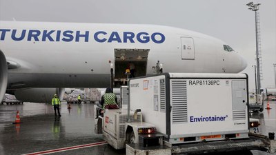 Turkish Cargo, dünyanın dört bir yanına koronavirüs aşısı taşıdı