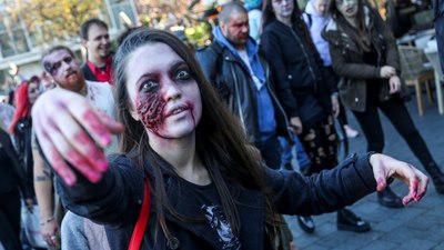 Belgrad'da Zombi Yürüyüşü