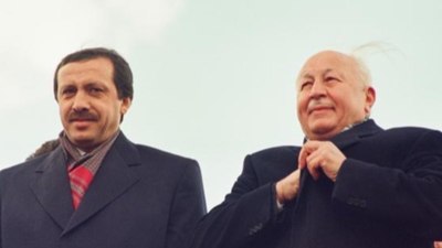 Vakanüvis, Erbakan'ı yazdı: Yerli üretim baltalanınca siyasete girdi