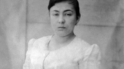 Fatma Aliye kimdir