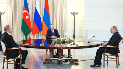 Putin, Aliyev ve Paşinyan Soçi'de bir araya geldi