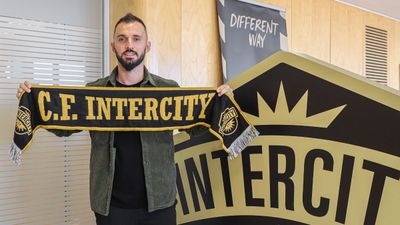 Emre Çolak, İspanya 3. Lig takımı CF Intercity'e transfer oldu