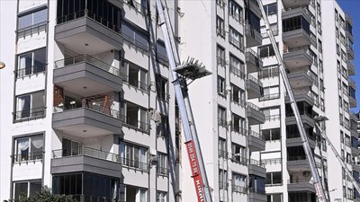 Sigortacılar, artçılar devam ederken az hasarlı bina bildirimleri için beklenmesini önerdi