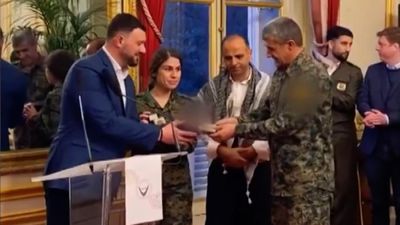 Fransız sözcüden skandal açıklama: Hükümet olarak PKK/YPG'ye farklı bakıyoruz