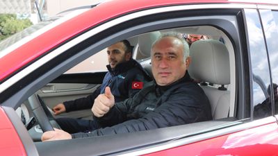 Samsunlu Togg talihlisi: Tebrik yağmuruna tutuldum