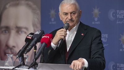 Binali Yıldırım'dan dikkat çekici mesaj: Alevi de bizim, Sünni de bizim