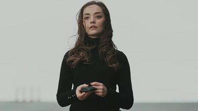 Teşkilat'ın Siyah İnci'si küvete girdi, güzelliği sosyal medyayı altüst etti!