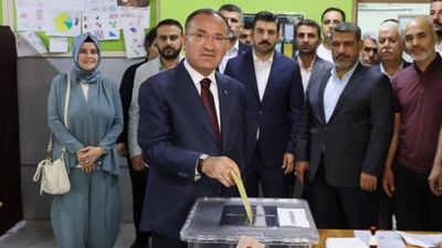 Bekir Bozdağ'ın oy kullandığı sandıktan en çok oy Cumhurbaşkanı Erdoğan'a çıktı