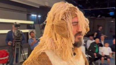 Rasim Ozan Kütahyalı canlı yayına aslan kostümüyle çıktı